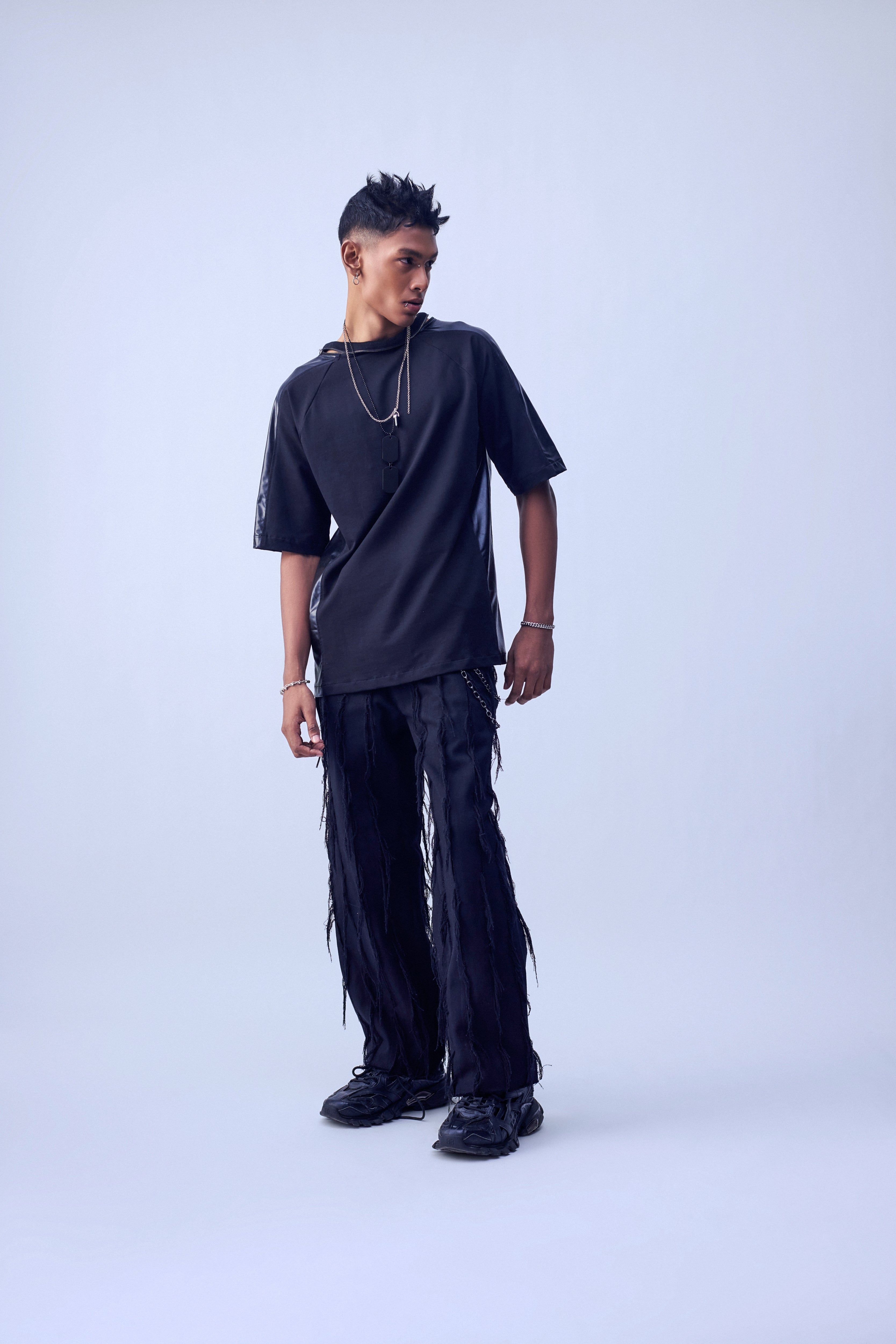 DISTRESSED PANEL PANT