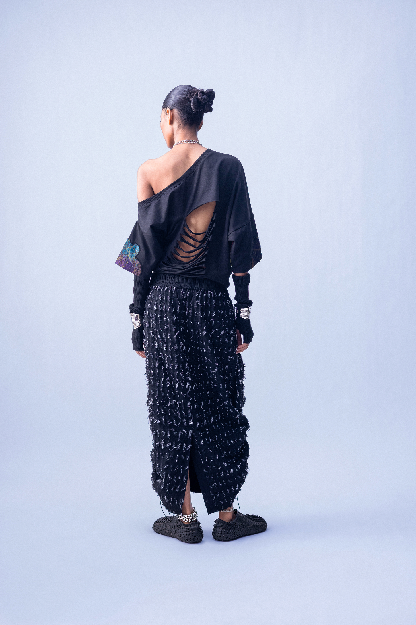 CUT OFF SKIRT