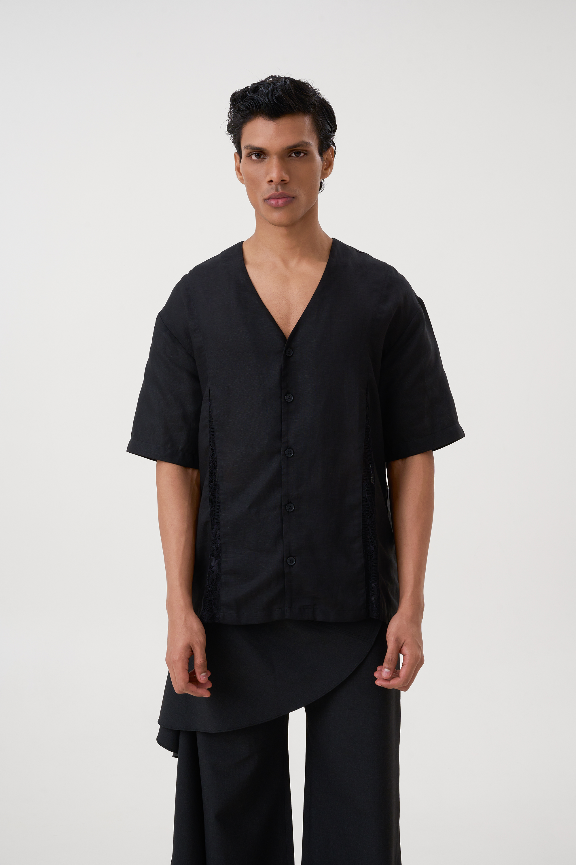 LACE DETAIL UNISEX SHIRT
