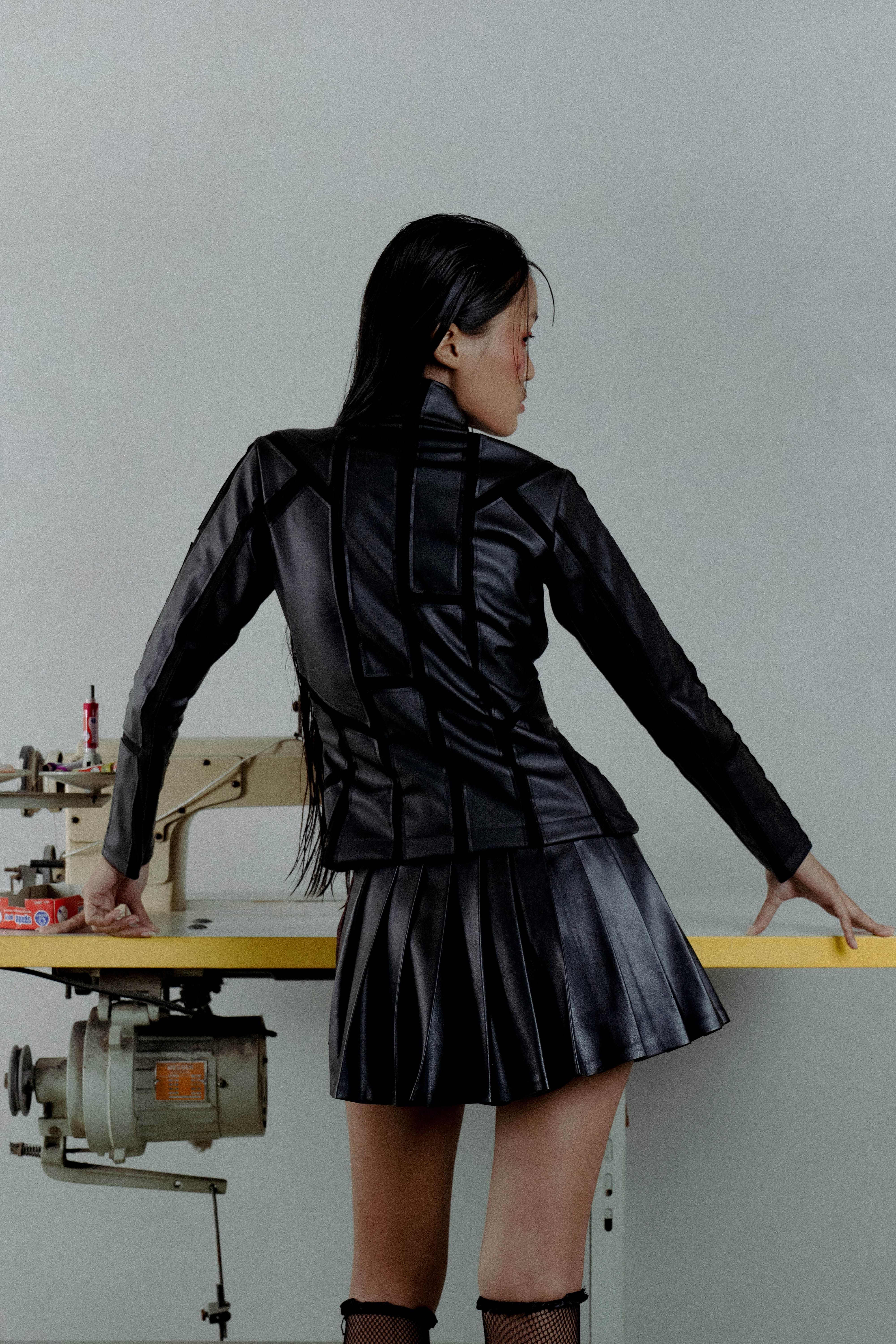 PLEATED LEATHER SKIRT