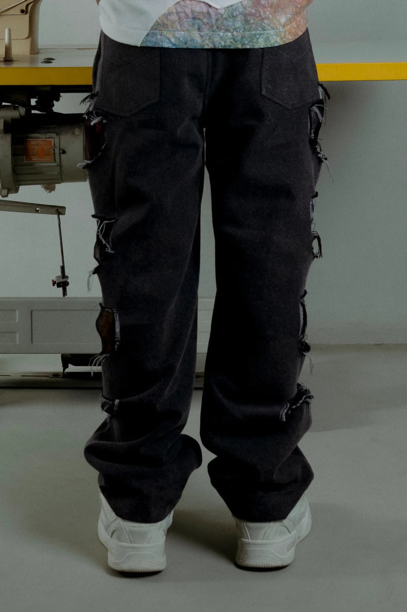 PATCHY DENIM PANT