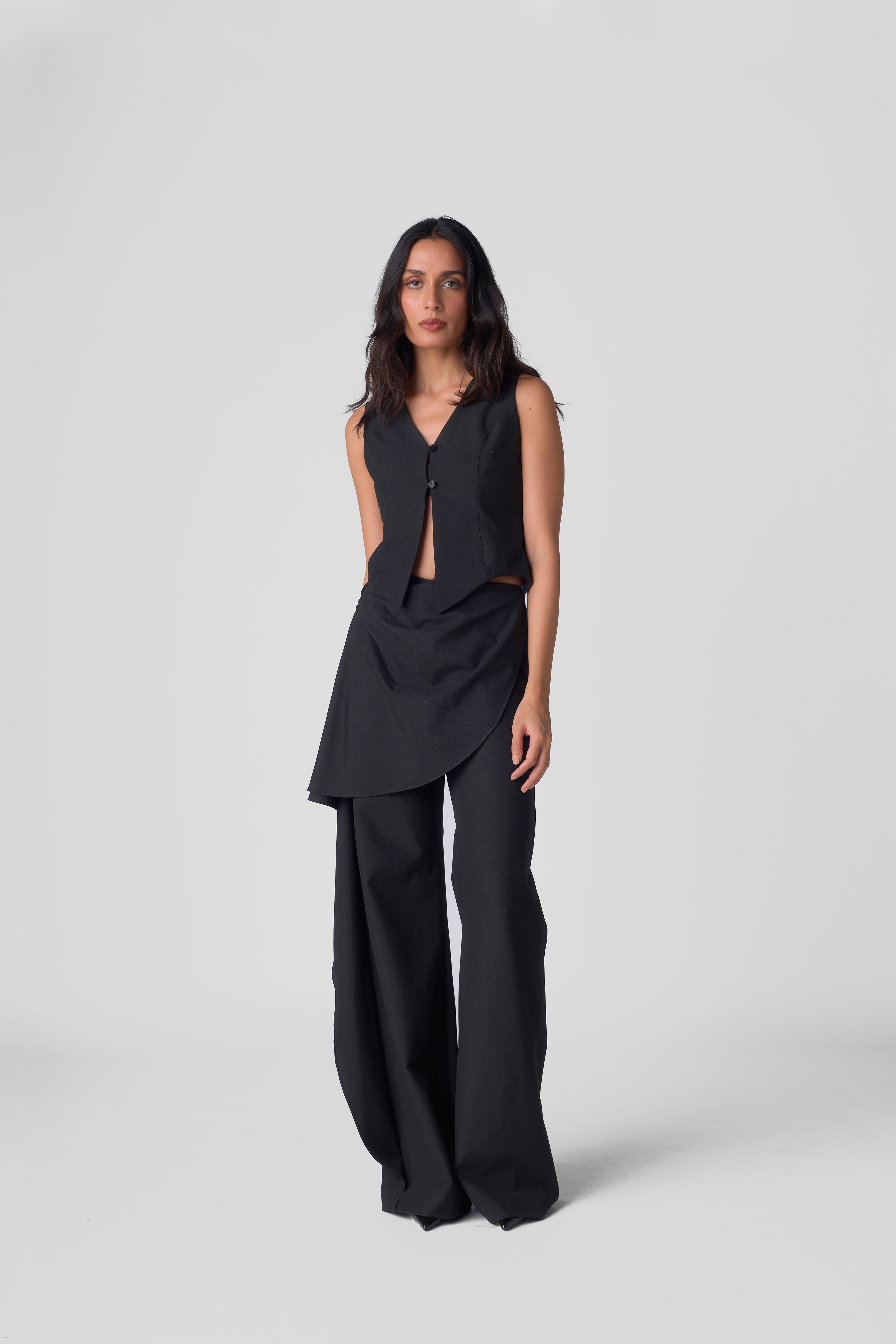 HILMA VEST TOP