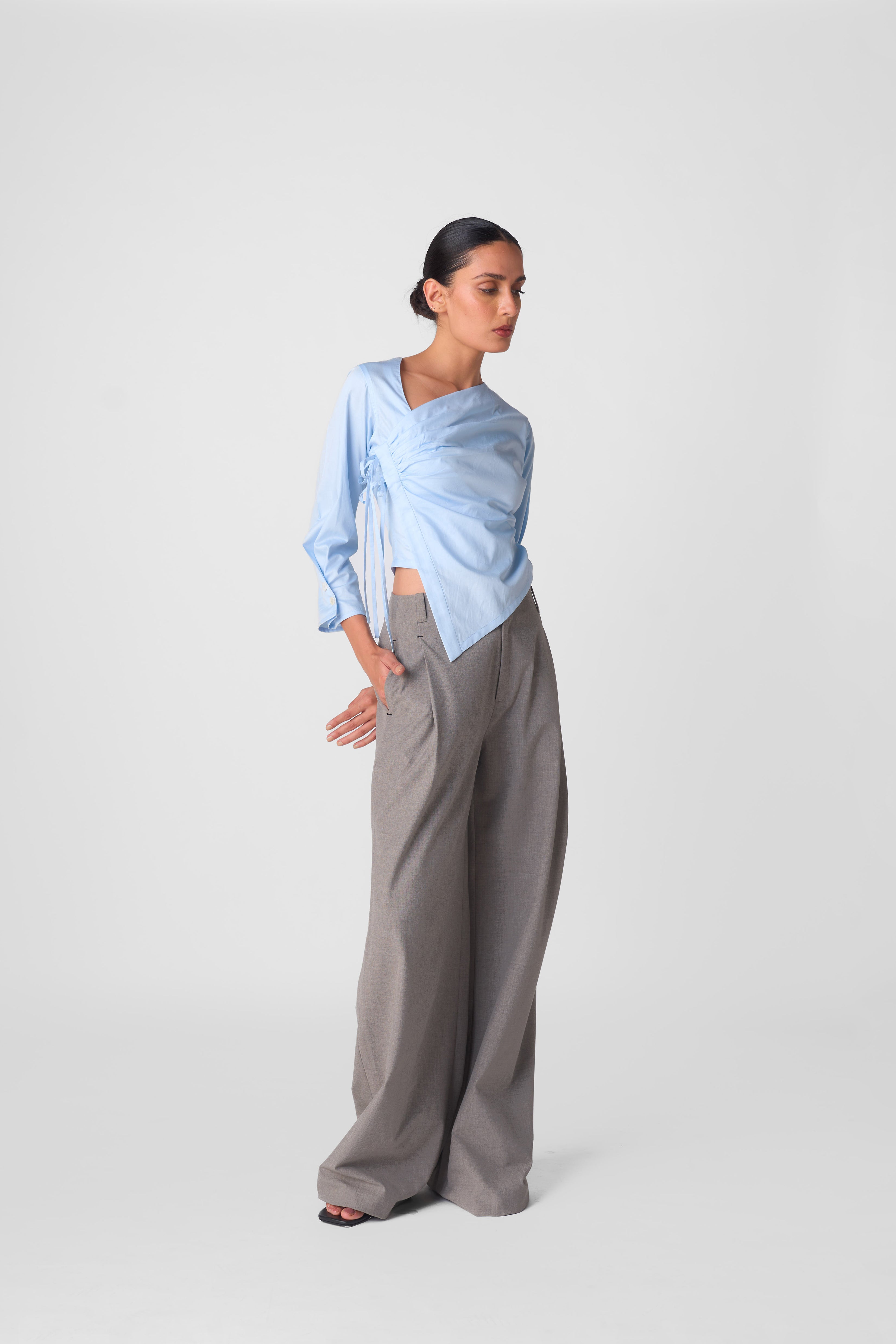 AVA FITTED SHIRT