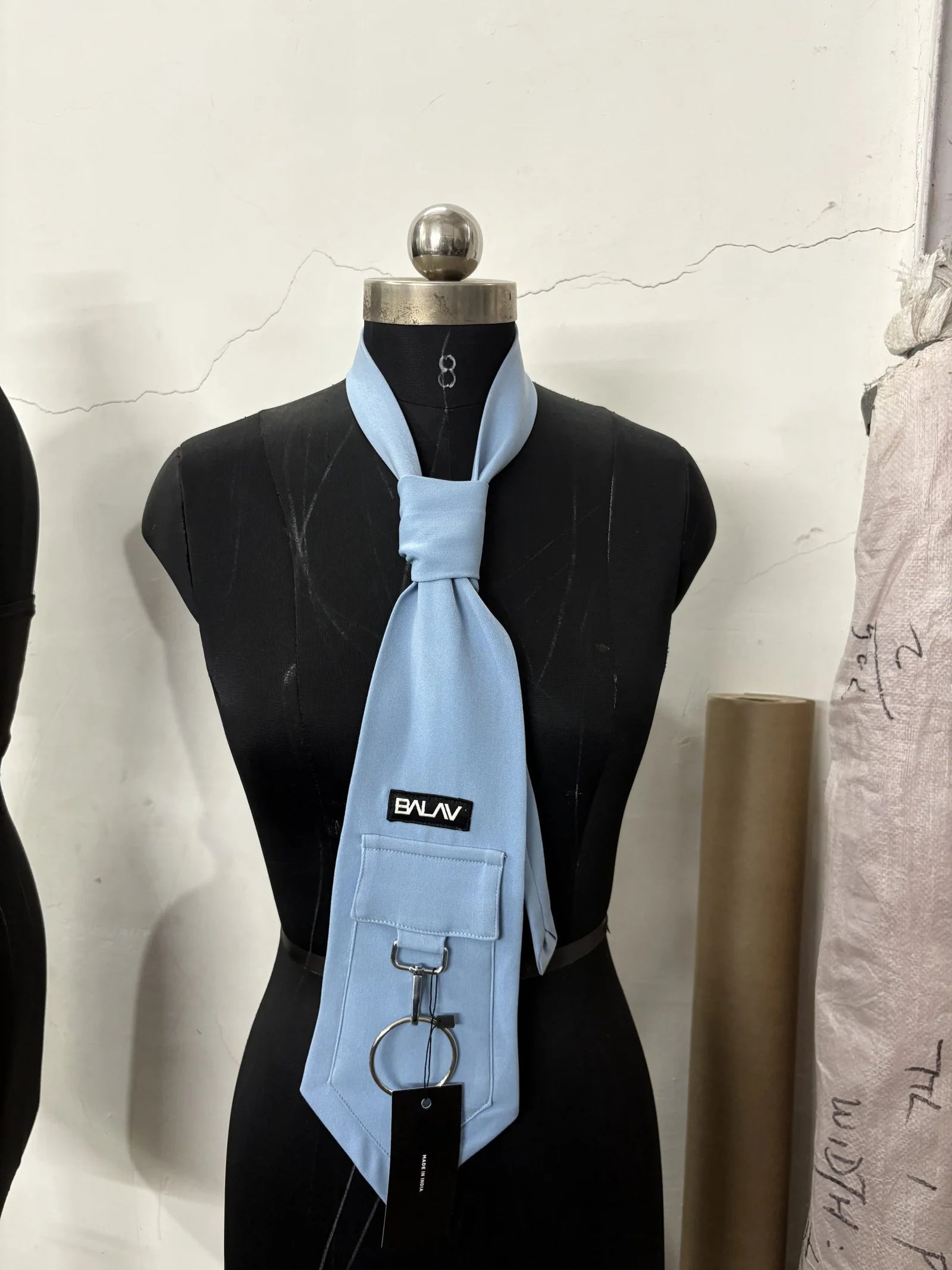 Pocket Tie (Exaggerated)