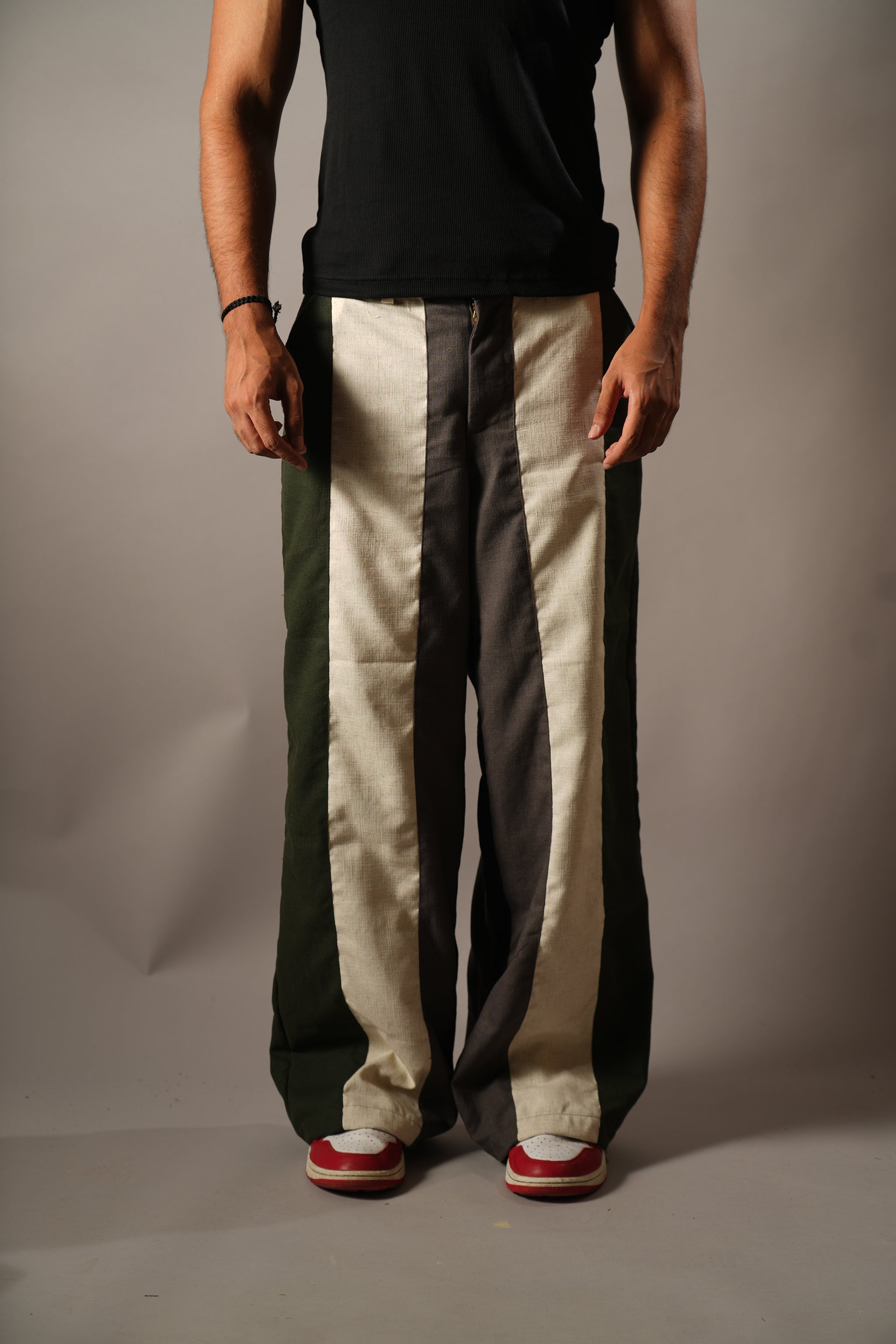 Chaar Palla Linen Pants